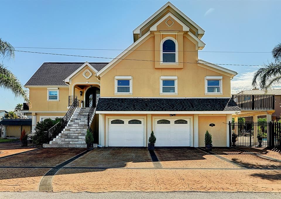 208 Coconut St, Tiki Island, TX 77554 Zillow