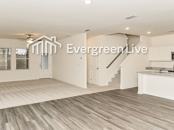 4th image of 169 Snowdrop Ave