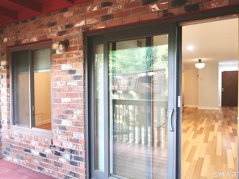 20 Woodsedge Dr #5B — Photo 11