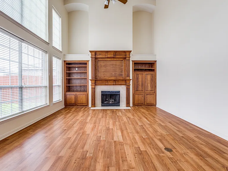 8701 Mandevilla Dr — Photo 10