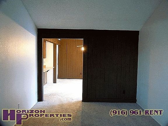 (5) : 7803 Zenith Dr Citrus Heights, CA