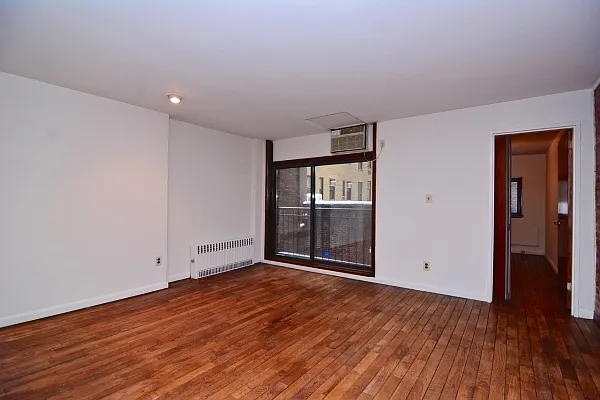 Rented by Citi Habitats | media 13