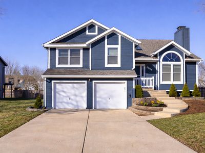 15612 Barkley St, Overland Park, KS, 66223