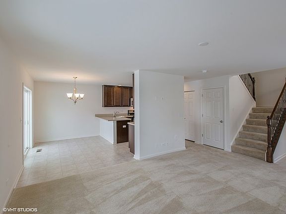4th image of 276 Wild Meadow Ln