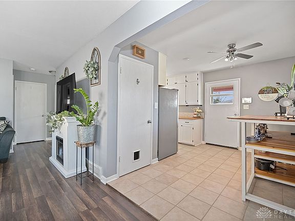 5th image of 2640 Acorn Dr