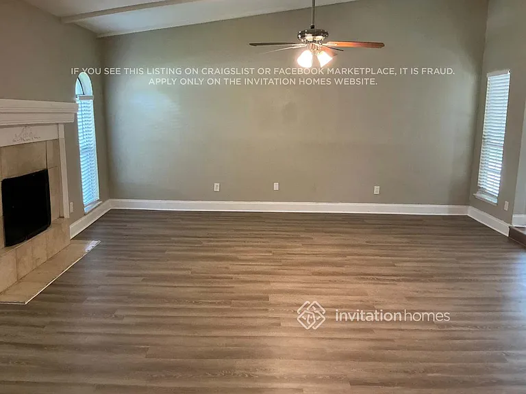 1217 Lombardy Dr — Photo 4
