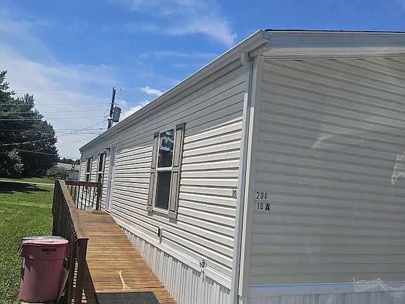 3rd image of 200 Valley Ln Lot 10A