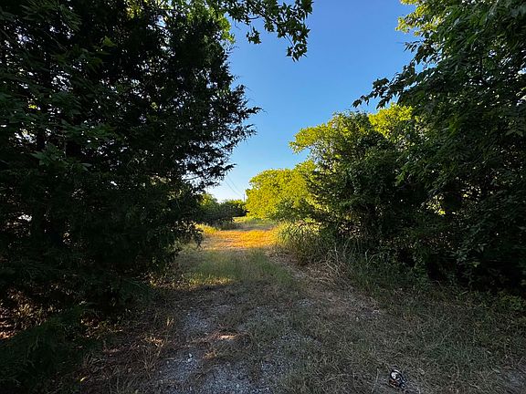 5th image of 4270 Belz Rd