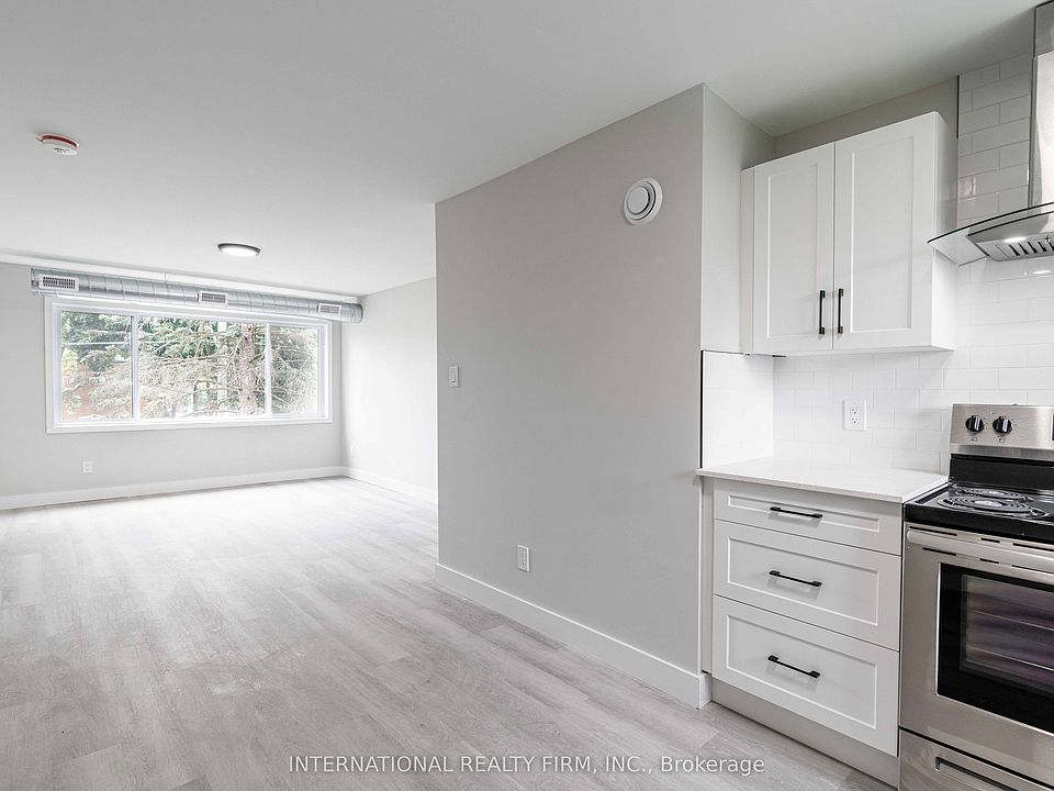 1st image of 81 King Edward Ave #4
