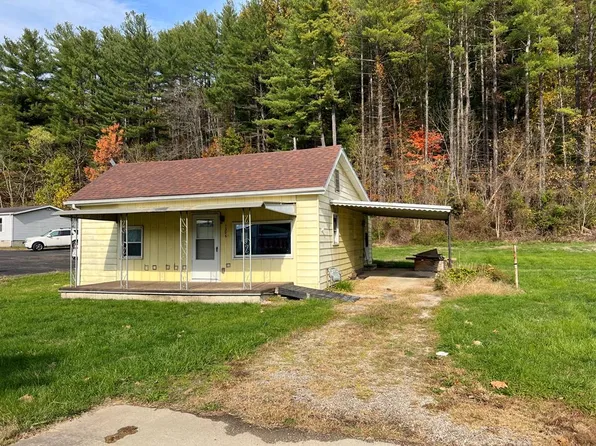 1306 E Canal St, Nelsonville, OH 45764
