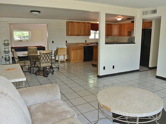 4th image of 3028 W Bartlett Pl