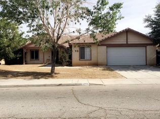 3003 E Avenue R4, Palmdale, CA 93550