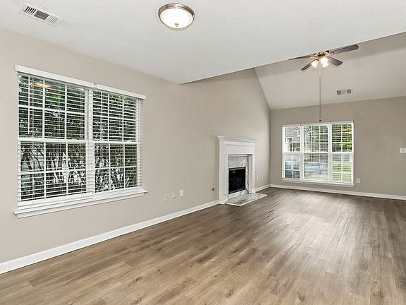 5th image of 109 Saint Ann St