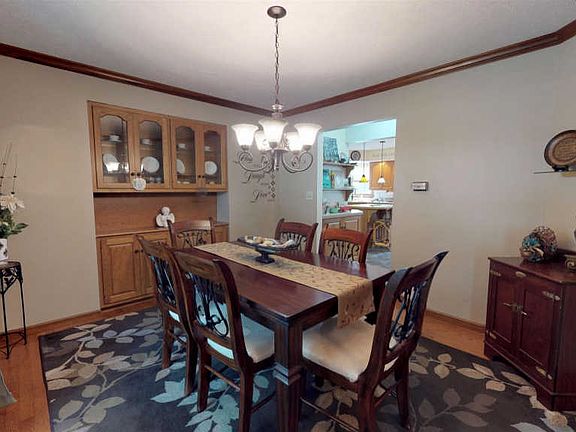 4th image of 4453 Antler Way