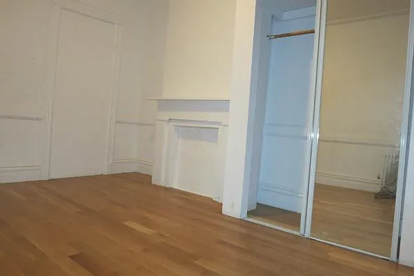 Rented by Manhattan Best Realty, Inc. | media 15