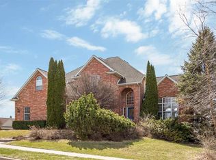 863 Coventry Ct, Iowa City, IA 52245