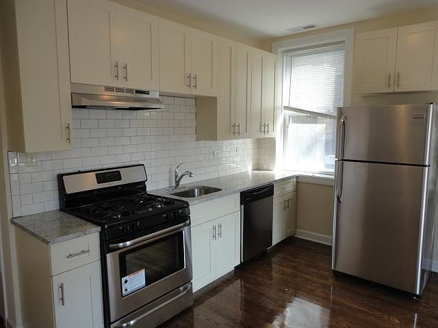 1st image of 4816 N Wolcott Ave #2