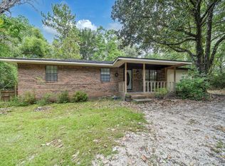 6359 Childrens Ln, Crestview, FL 32539