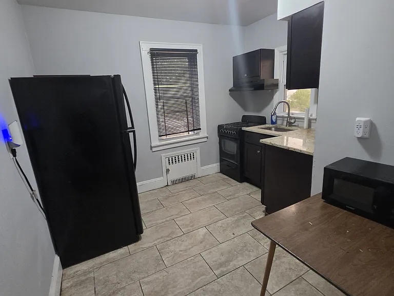 264 Union St #2 — Photo 4