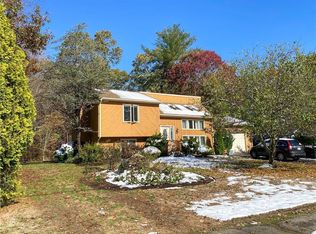 12 Watercress Ct, Coventry, RI 02816