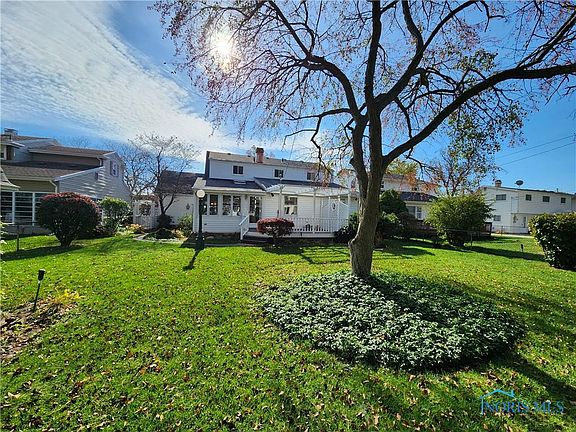 4th image of 2750 Edgebrook Dr