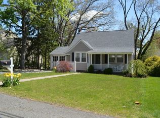 426 Lincoln Ave, Wyckoff, NJ 07481