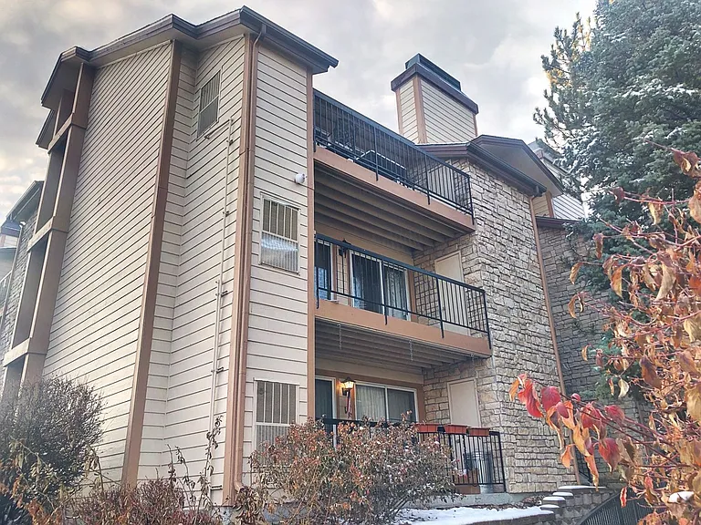 2575 S Syracuse Way #B201 — Photo 1