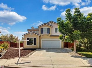 3856 Salt River Ln, Perris, CA 92571