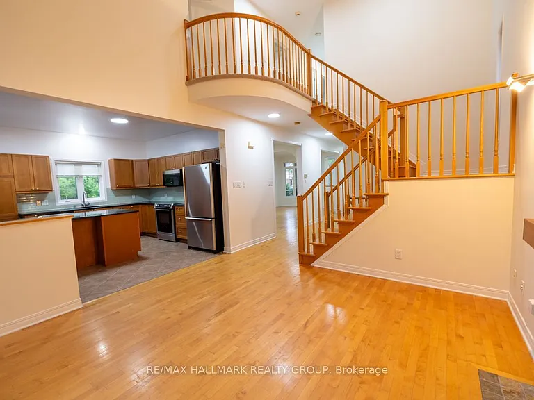 281 Goldridge Dr — Photo 14