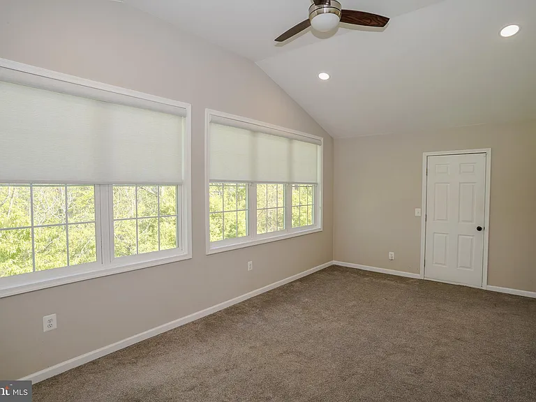 2816 Ballenger Creek Pike — Photo 8