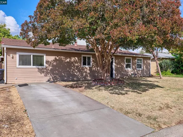 3417 Barrington Rd, Sacramento, CA 95864