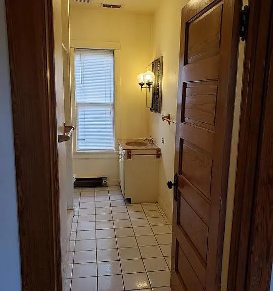 219 W 3rd St #2 — Photo 11