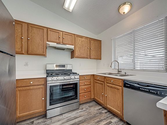 3rd image of 5541 Cleary Ct