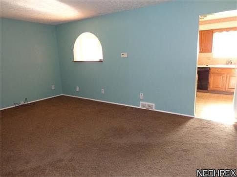 4th image of 2538 Nedra Ave