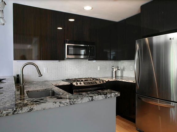 2nd image of 2750 E 12th St APT 4D