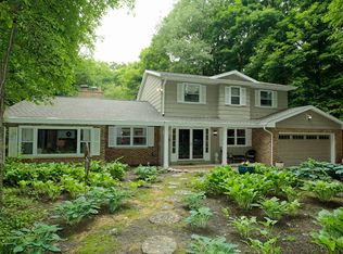 8480 W Edgerton Ave, Greendale, WI 53129