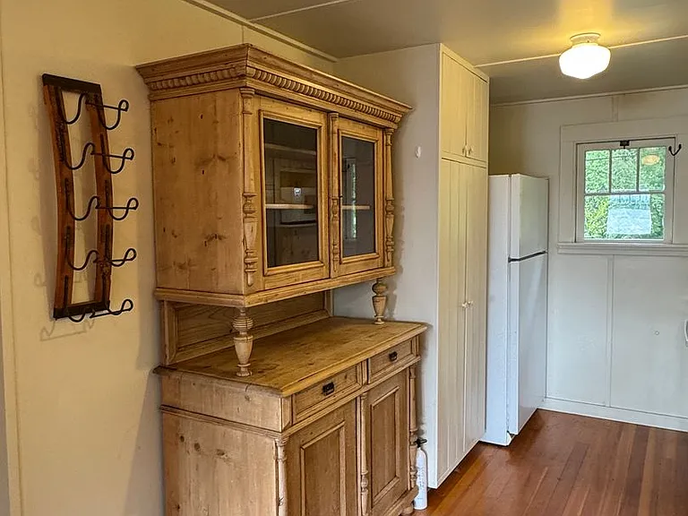 8709 NE Seaview Ave — Photo 11