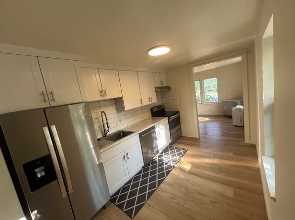 423 NE Emerson Ave #1, Bend, OR 97701
