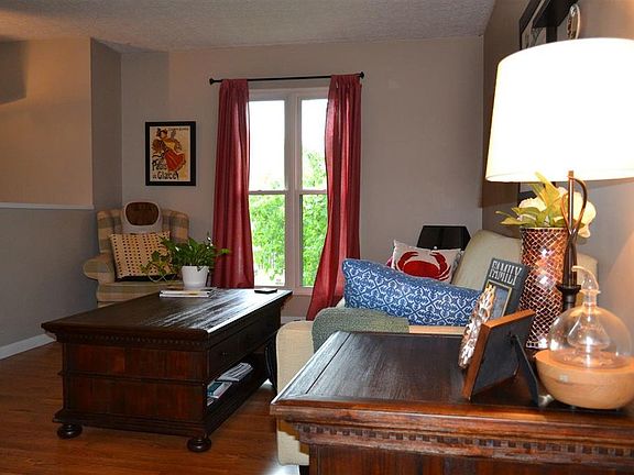 3rd image of 6223 Apple Valley Ct