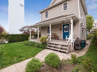 104 N Forest Ave, Rockville Centre, NY 11570