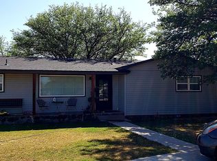 1201 Dickson Ave, Wilson, TX 79381