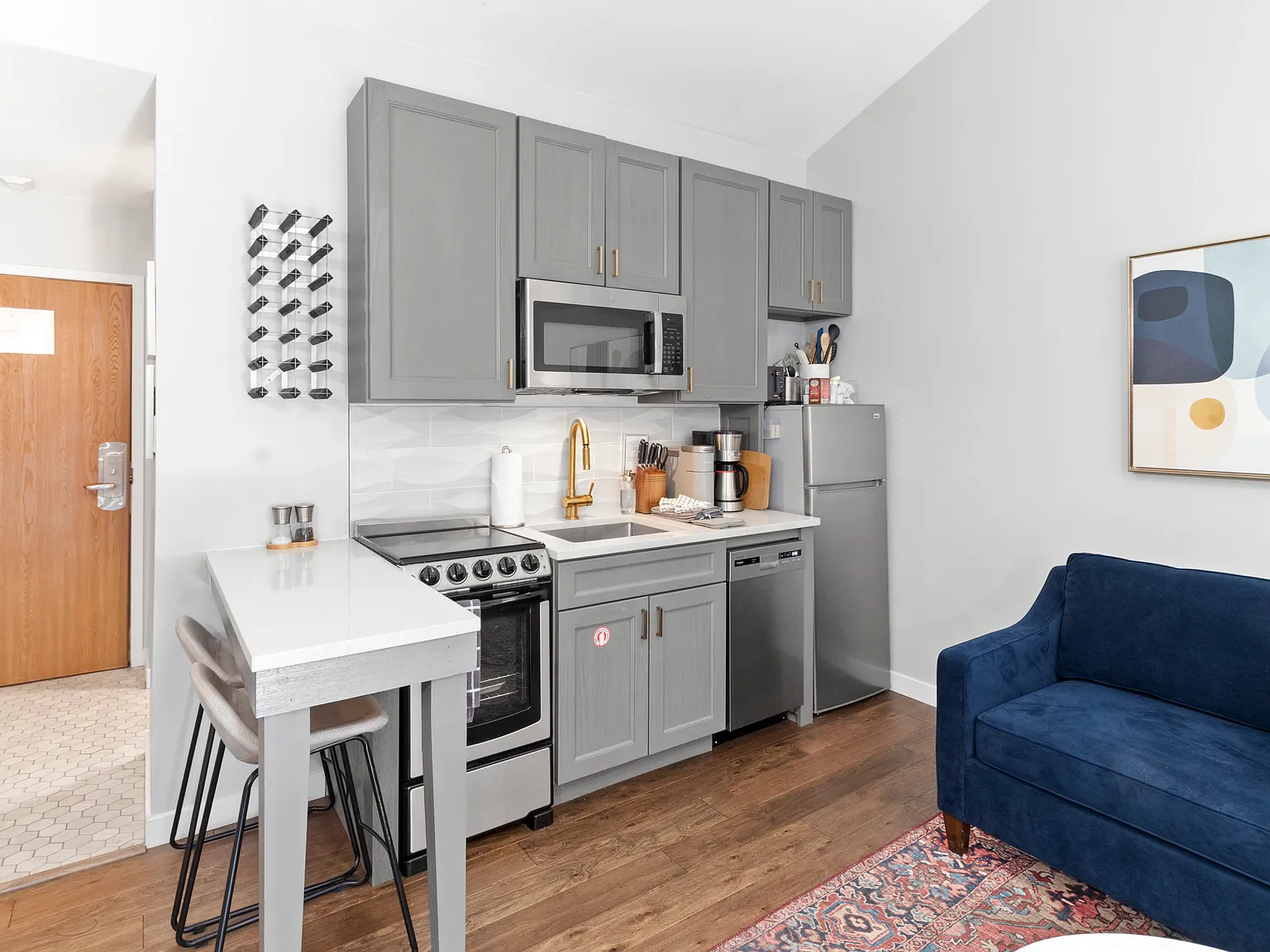 Studio, 354 sqft, $1,500 — Photo 2
