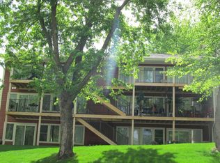1921 Parkwild Dr APT 57, Council Bluffs, IA 51503