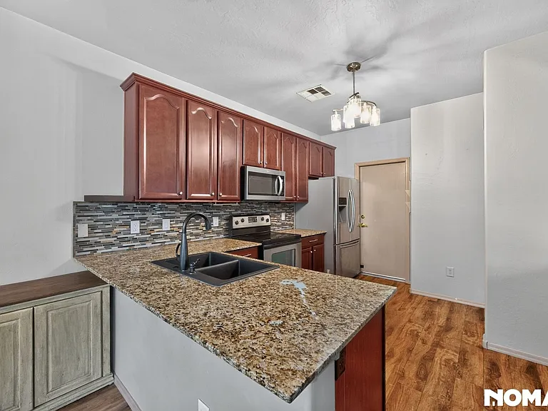 35203 N 30th Ln — Photo 9