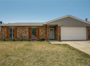 9335 Sophora Dr, Dallas, TX 75249