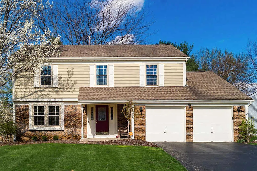74 Butterfield Ln photo 1