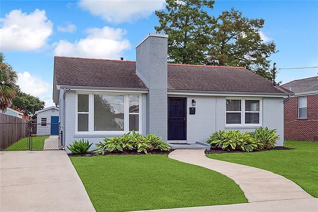 1st image of 5789 Vermillion Blvd