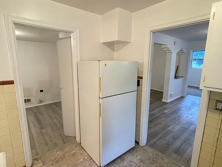 877 Ludlow Ave #5 — Photo 15