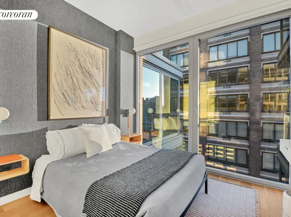 547 West 47th Street image 8 of 10