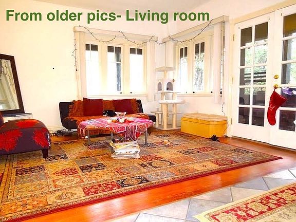 Another old tenant''s living room setting